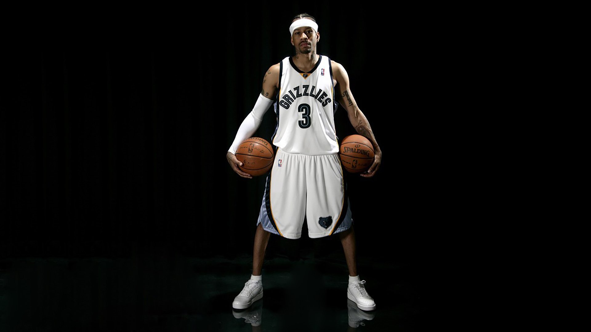 赫罗纳阵型紧凑有效封锁防守区域，赫罗纳vs巴萨